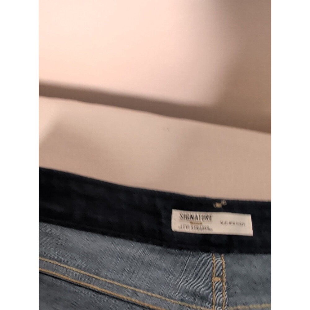NWT 2 pair Levi Strauss Signature Gold Women's Blue Denim Jean Shorts Size 24 - Picture 6 of 16